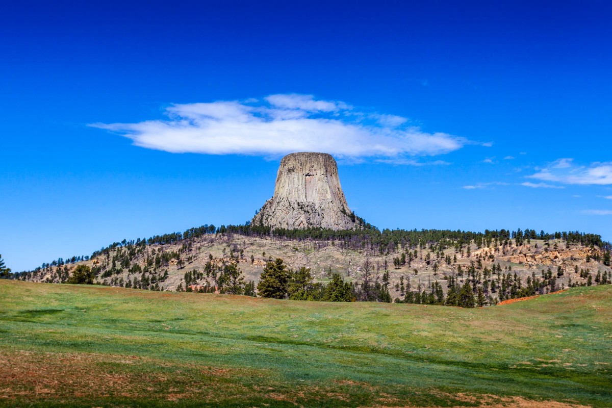 Devils-Tower-Wyoming-USA-9